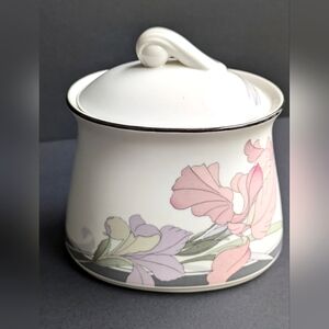 Noritake China New Decade Cafe de Soir Covered Sugar Bowl Floral Cottagecore